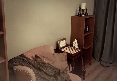 Room 212b
