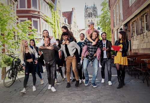„STUDENT“ Tour Stuttgart