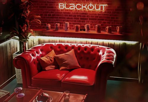 BLACKOUT