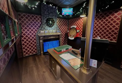 Frozen In Time: The Race To Save Christmas!