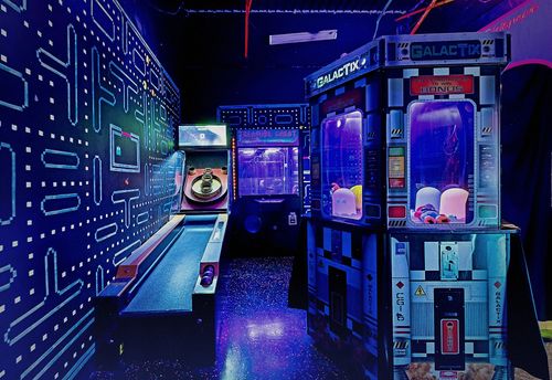 Time Warp – Escape The 80's