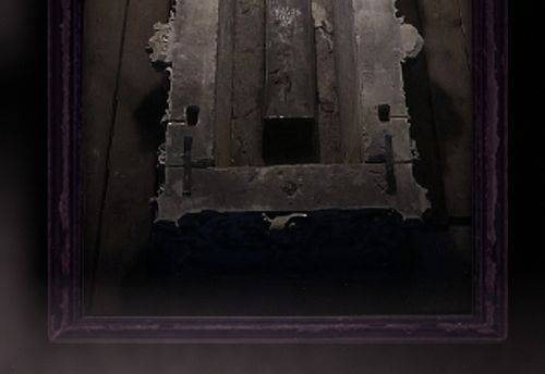 Τhe Secret Tomb