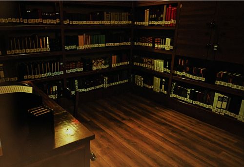 Mistério na Biblioteca
