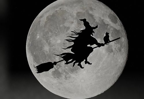 Witches' Temptation