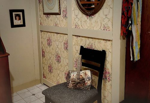 Aunt Edna's Inheritance Heist