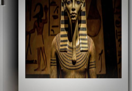 El Misterio de Nefertiti