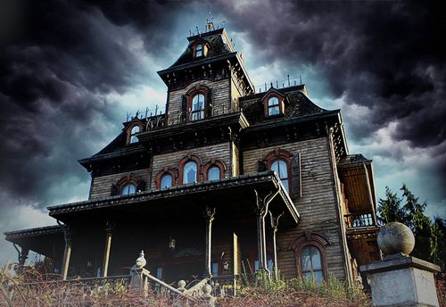Mystery in the Hunting Castle