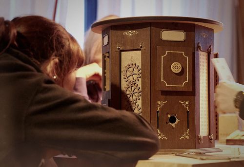 Puzzle Table