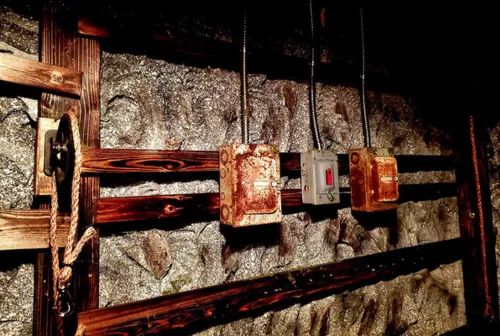 Wolf Creek Mine
