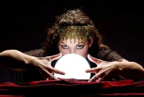 The Twisted Curse of Madame Antinori