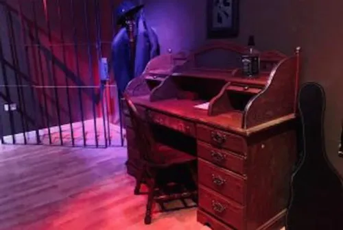 Gangster’s Safehouse