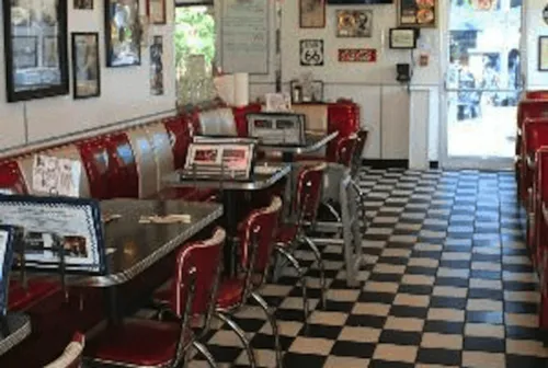 Boudreaux’s Diner