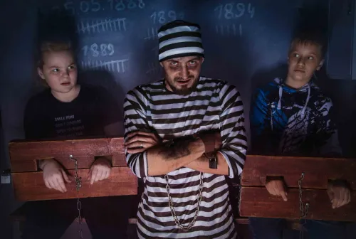 "Fort" Prison