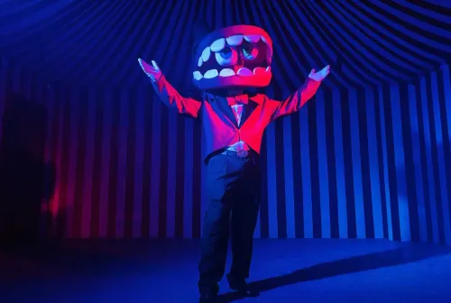 Amazing digital circus