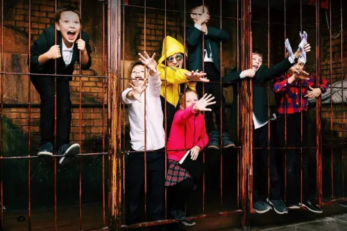Mafia Escape. Kids