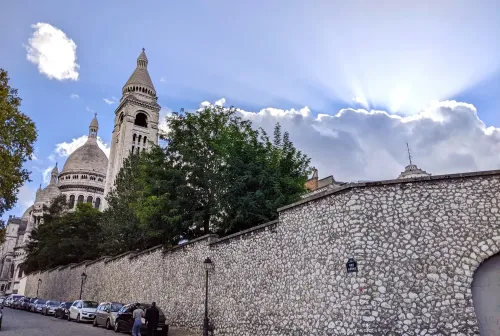 LE SECRET DE MONTMARTRE